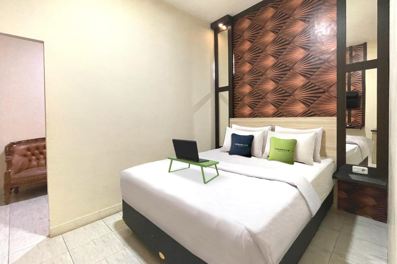 Urbanview Hotel Harapan Palopo Экстерьер фото